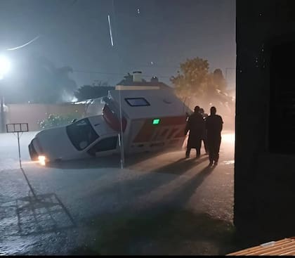 Temporal en Santa Fe: más de 100 evacuados, destrozos y clases suspendidas