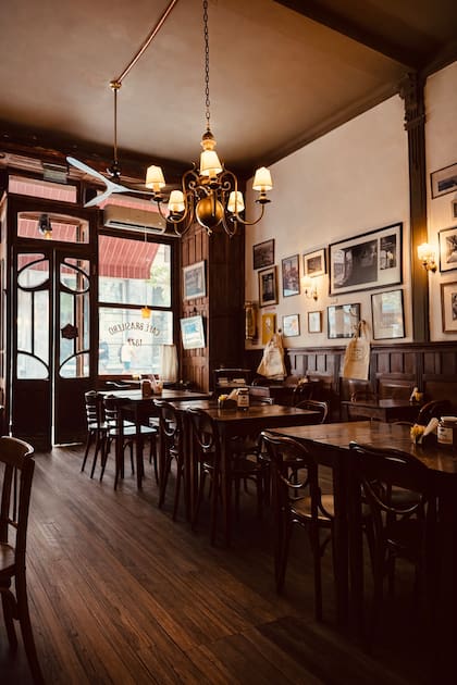 "Tenemos clientes que son aves de paso: vienen a vivir seis meses a Montevideo y se vuelven habitués”, dice la actual dueña de Café Brasilero