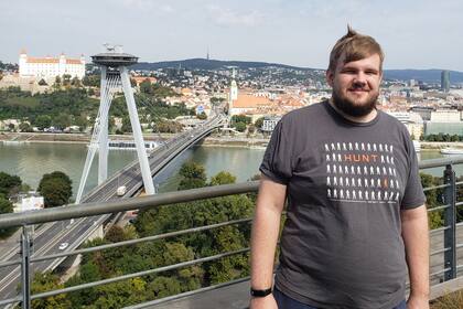 "Tenemos que lidiar con la fama creada por los cibercriminales rusos. Pero también hay muchas personas y empresas que luchan contra esto", cuenta Cherepanov, que nació en Cheliábinsk, Rusia