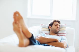Cómo dormir la siesta para que te potencie y no terminés más cansado