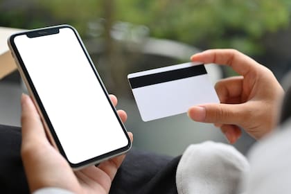 Tener un virus en el celular puede comprometer la seguridad informática del dispositivo