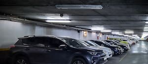 Qué diferencia hay entre una cochera y un garaje