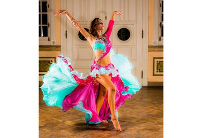 “Tengo la manía un poco atrevida de convertir en arte hasta los vacíos más profundos”, asegura Virginia Ferreyra en sus redes