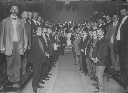 Tenida Magna de iniciación en la Logia General San Martín. 1907.