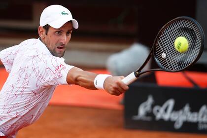 Novak Djokovic jugará la final en Roma, este lunes.