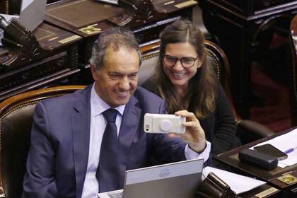 Scioli se tomó una selfie antes de comenzar