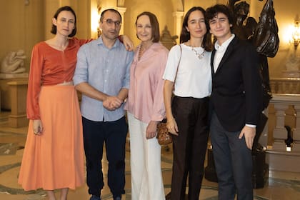 Teresa Anchorena con sus hijos, en 2024