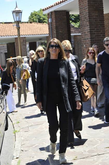 Teresa Calandra, otra de las figuras que se acercó a la Chacarita a darle el pésame a la familia Giordano