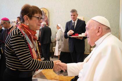 Teresa Morris Kettelkamp Junto al papa Franscisco