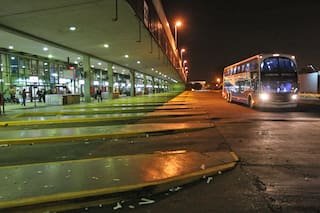 Identificaron casos de sarampión en una familia de turistas que viajó por el país en micros de larga distancia