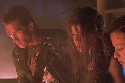 Schwarzenegger y Hamilton en Terminator 2: El juicio final