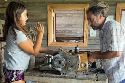 Ternura: padre e hija se encaminaron en un proyecto sobre ruedas
