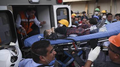 Terremoto en México: videos de rescate de niños de la escuela se transforman en un símbolo de esperanza