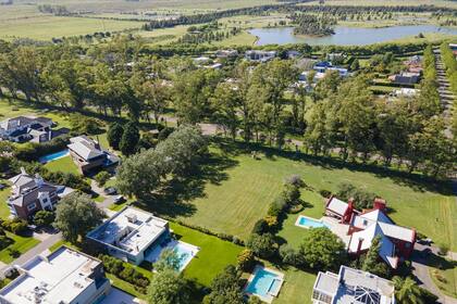 Terreno en el Kentucky Club de Campo