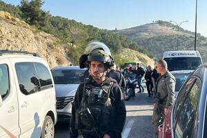 Un grupo armado abrió fuego contra civiles en medio de un embotellamiento en la frontera de Israel