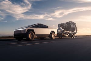 Tesla Cybertruck es una camioneta pickup eléctrica con un diseño futurista