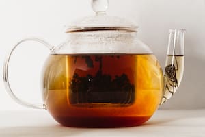 La polémica entre EE.UU. y Gran Bretaña por la taza de té perfecta: ¿se debe agregar sal o no?