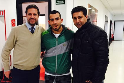 Tevez y Angelici, juntos en Italia