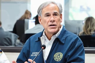 Todas las leyes migratorias firmadas por Greg Abbott en Texas en 2025