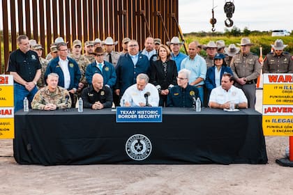 Texas ha sido criticado por medidas históricas para fortalecer los esfuerzos de seguridad fronteriza