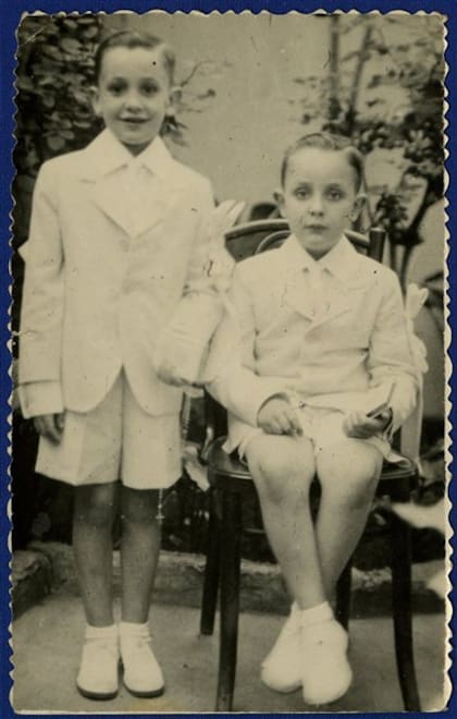 Jorge (izq.) y su hermano Oscar, hoy fallecido
