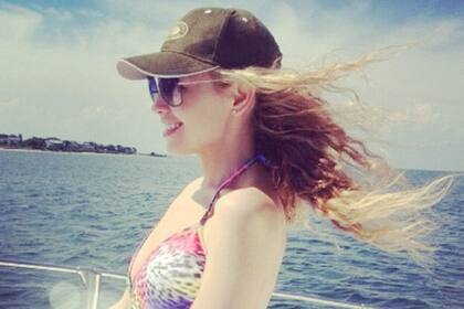 Thalía evoca a Marimar: "Marimar auuuu! Costeñita soy", escribió en el Instagram