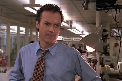 Keaton en The Paper: asiduo lector de diarios en papel, el actor interpreta a un editor en problemas; volvería a la "gráfica" en Spotlight