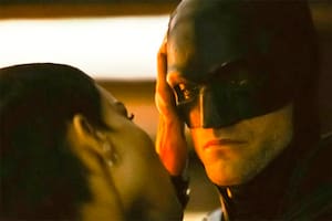 The Batman: sexy y revelador trailer con Robert Pattinson y Zoë Kravitz en la piel de Gatúbela