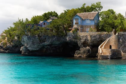 The Caves es un all inclusive exclusivo para adultos.