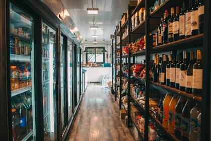 The Food Box por dentro: ofrecen más de 1200 productos en los barrios privados