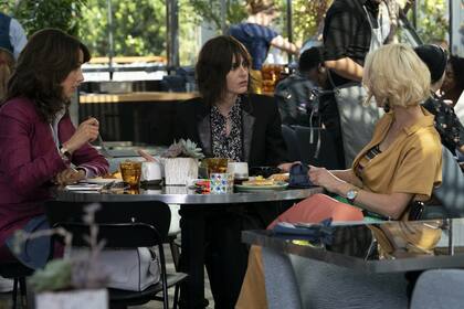 The L Word: Generation Q, la vida de un grupo de mujeres en una Los Angeles idealizada