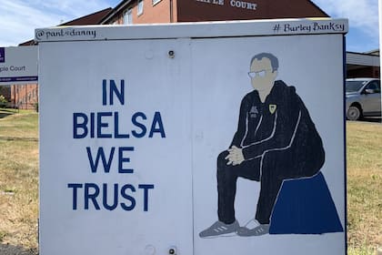 The murals with Bielsas image can be seen around the stadium.