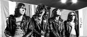 El clásico de los Ramones que escribió Tommy, saboteó Dee Dee y desconcertó por su nombre