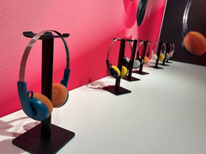 The Ringo, los auriculares inalámbricos más icónicos de la línea centenaria, que combinan pasado y presente