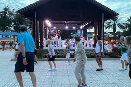 The Villages, es considerado un paraíso de jubilados por la diversidad de actividades (Foto: Archivo)