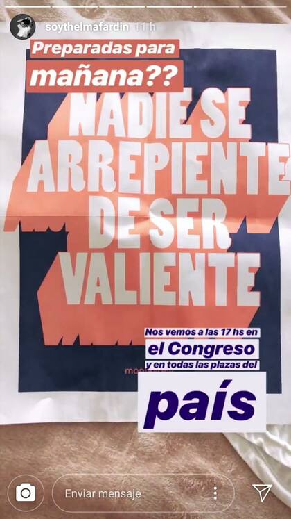 Thelma Fardín mostró cómo se prepara para la manifestación del #8M.