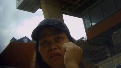 Thi Kim es otra de las agentes que facilitan el acceso a los "falsos padres".