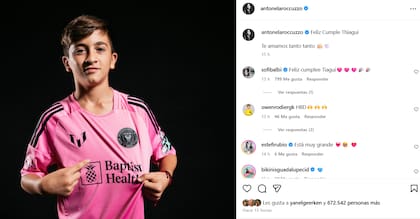 Thiago posa con la camiseta del Inter Miami por su cumpleaños