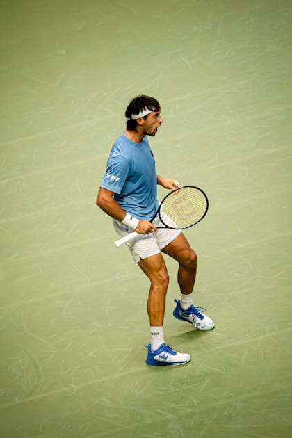 Thiago Tirante durante el primer punto de la serie de Copa Davis entre Argentina y Corea del Sur, en Busan
