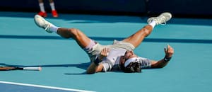 Tirante perdió un punto por un error de una alcanzapelotas, pero ganó el partido en Miami en su 8º match point