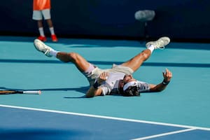 Tirante perdió un punto por un error de una alcanzapelotas, pero ganó el partido en Miami en su 8º match point