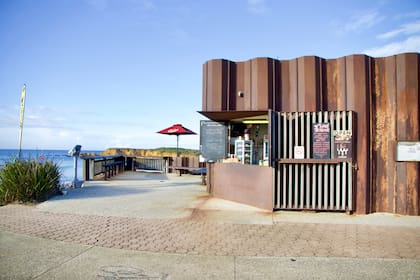 Third Wave en Torquay, Australia, famosa famosa por sus olas y los torneos de surf