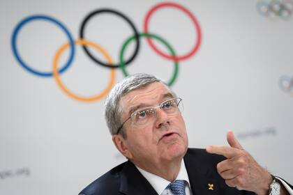 Thomas Bach, el presidente del Comité Olímpico Internacional, enfatiza que tomar ahora una decisión sobre las competencias para las que faltan cuatro meses sería apresurado.