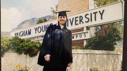 Thomas estudió Derecho, trabajó en bufetes y fue profesora universitaria