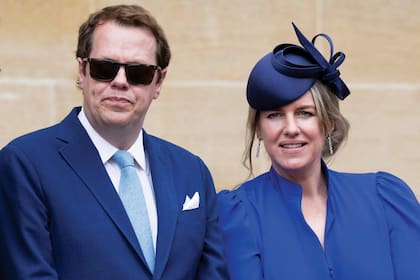 Thomas y Laura son fruto del primer matrimonio de Camilla con Andrew Parker Bowles.