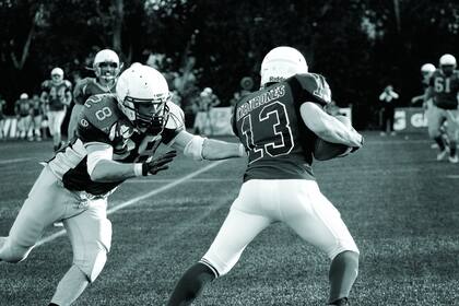 Tiburones se enfrenta con Cruzados, en Champagnat