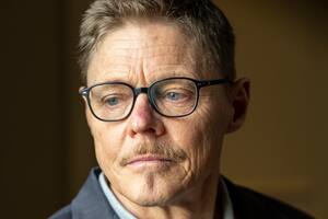 Tidball-Binz, nacido en Chile y nacionalizado argentino, ha trabajado en distintas organizaciones a nivel mundial