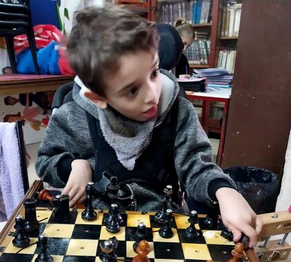 “Tiene una fuerza y una energía admirable. Yo veo tanto potencial en él, que aunque algunos profesionales lo subestimen o den pronósticos poco amigables, sé que tiene mucho por dar”.
