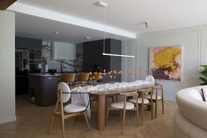 'Tierra Color' por la artista argentina Agustina Ponce en el departamento de Julia Saramaga y Cristela Caviglia.