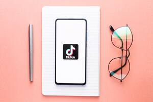 Tik Tok, no dejes de sumar esta red a la comunicación de tu emprendimiento.